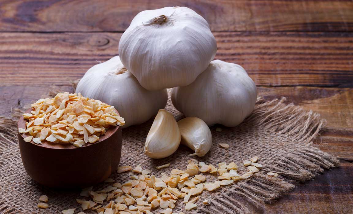 Garlic Helps Your Body Flush Out Toxins